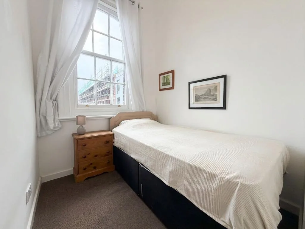 2 bedroom mews property for rent