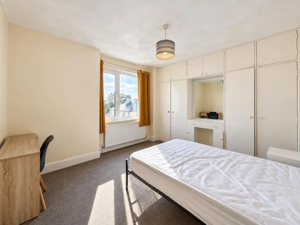 4 bedroom house for rent