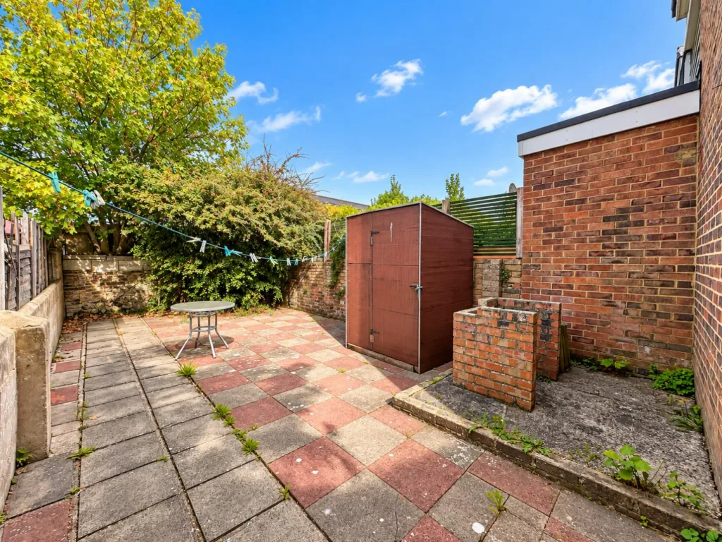 4 bedroom house for rent