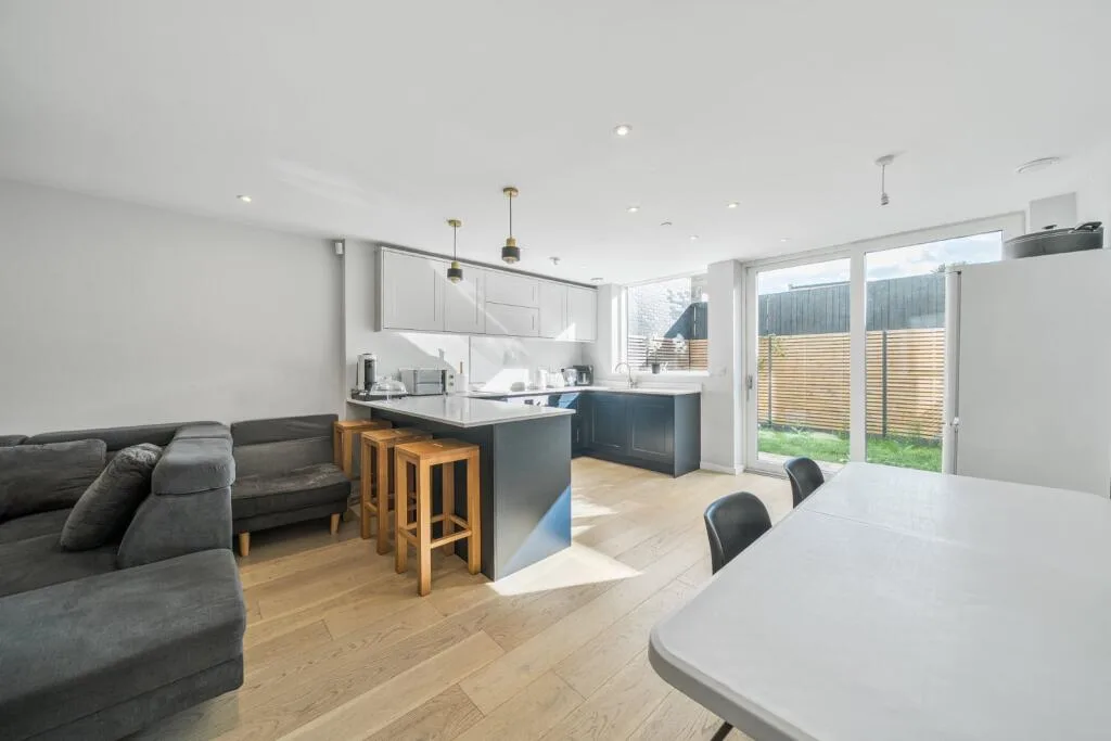 4 bedroom house for rent