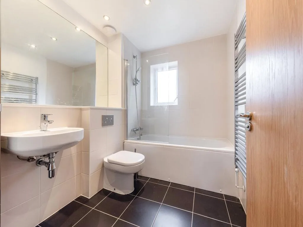 3 bedroom town house for rent