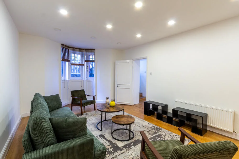 2 bedroom flat for rent