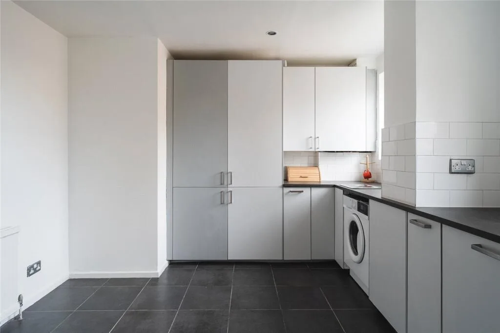 4 bedroom apartment for rent