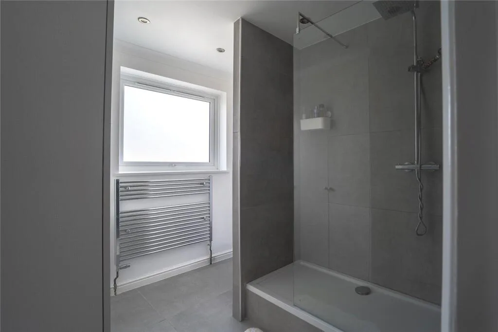 4 bedroom apartment for rent