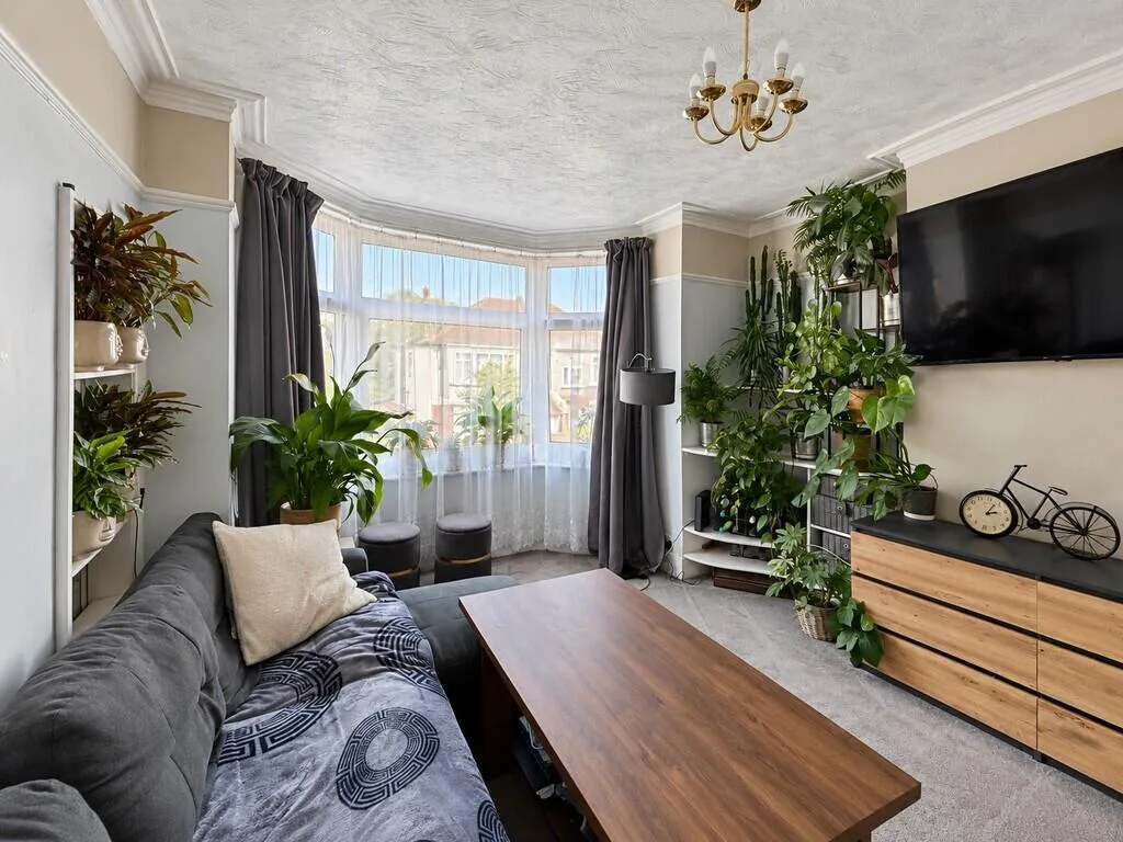 2 bedroom flat for rent