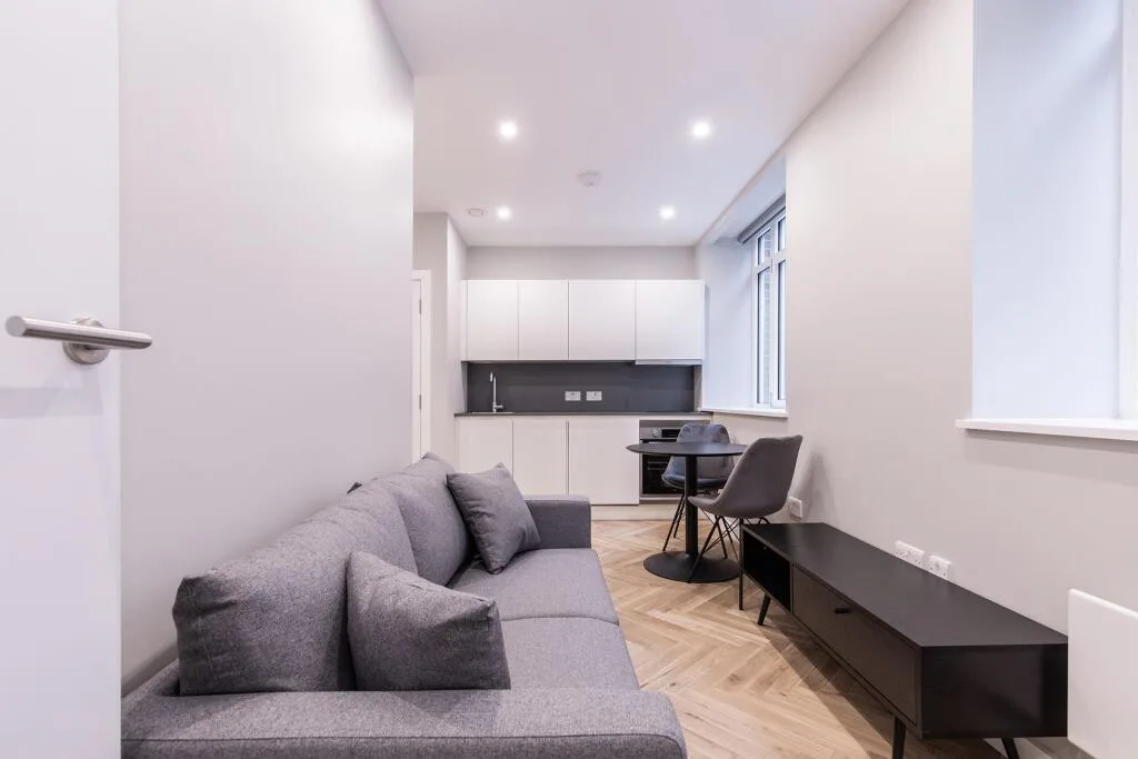 1 bedroom ground floor flat for rent