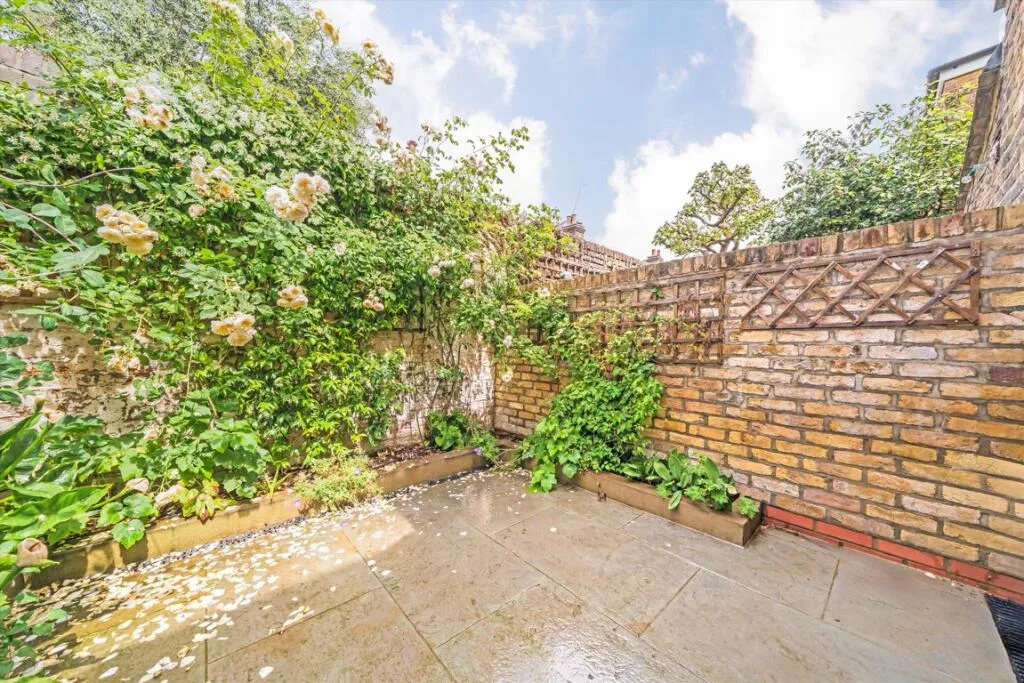 3 bedroom house for rent