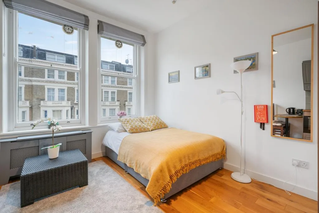 Studio flat for rent