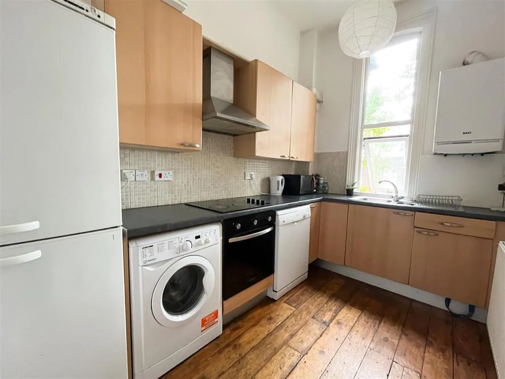 2 bedroom duplex for rent