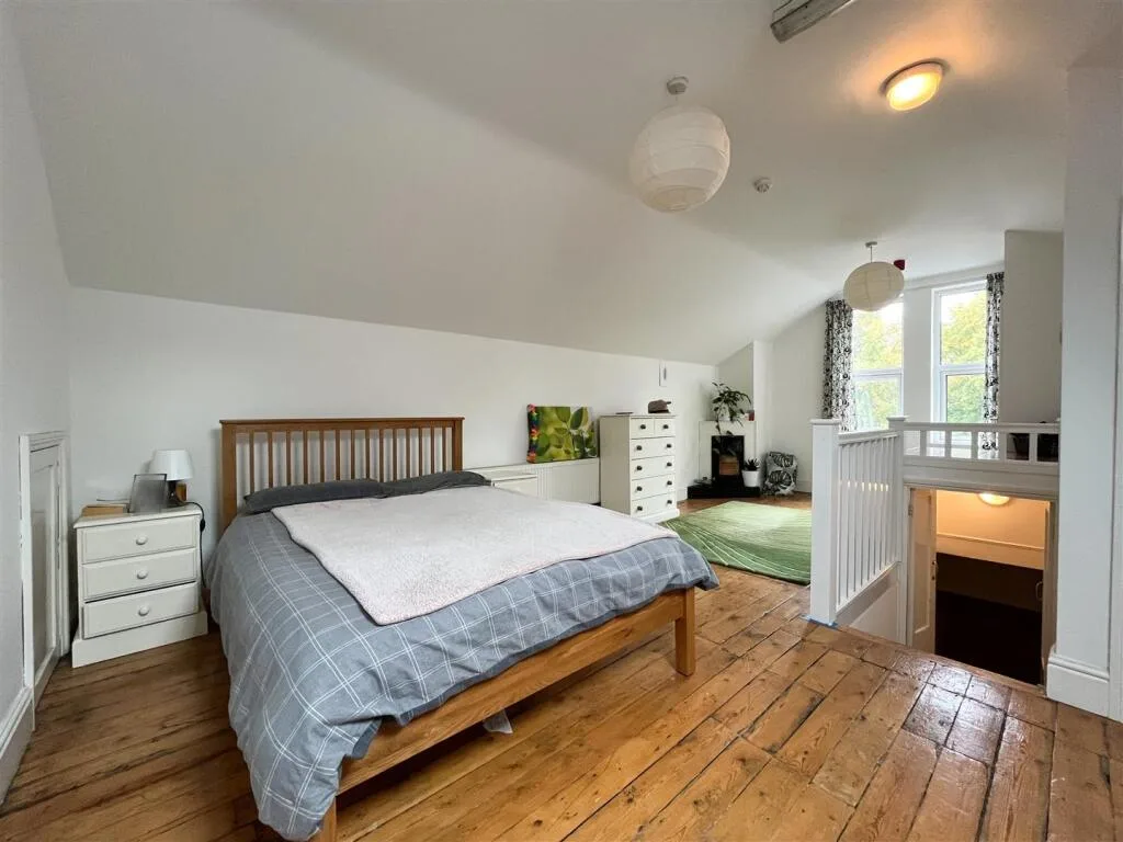 2 bedroom duplex for rent