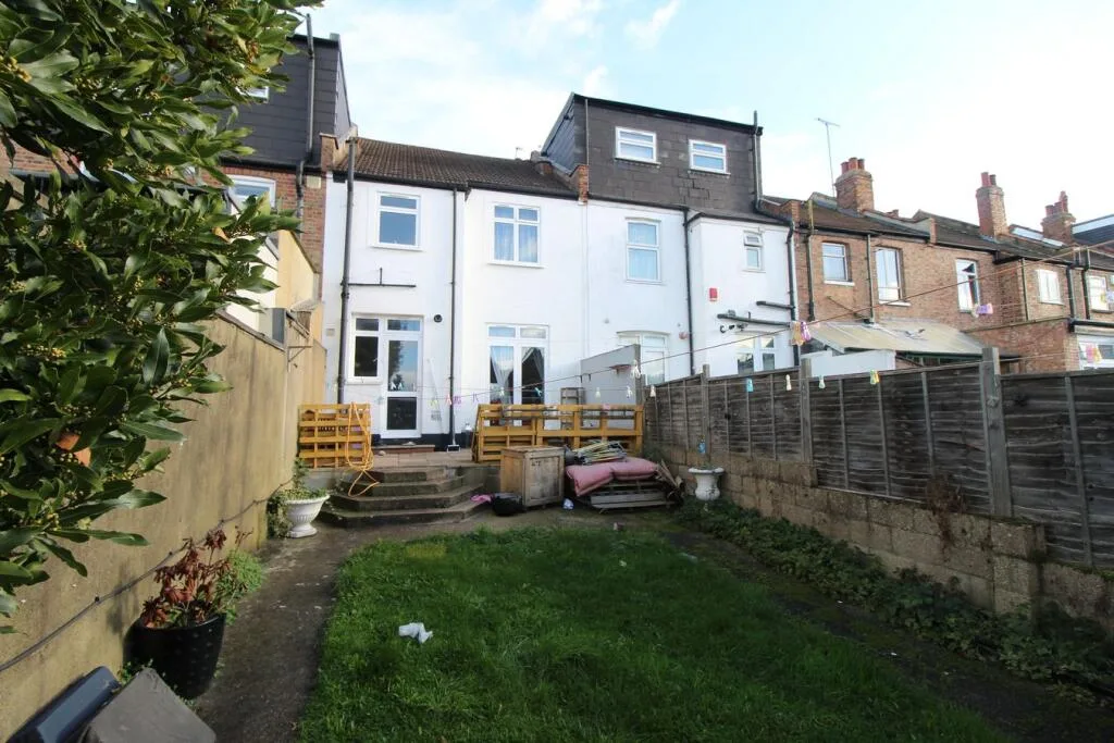 3 bedroom terraced house for rent