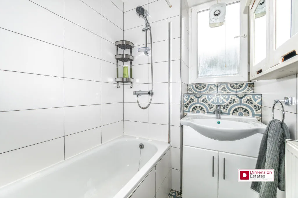4 bedroom maisonette for rent