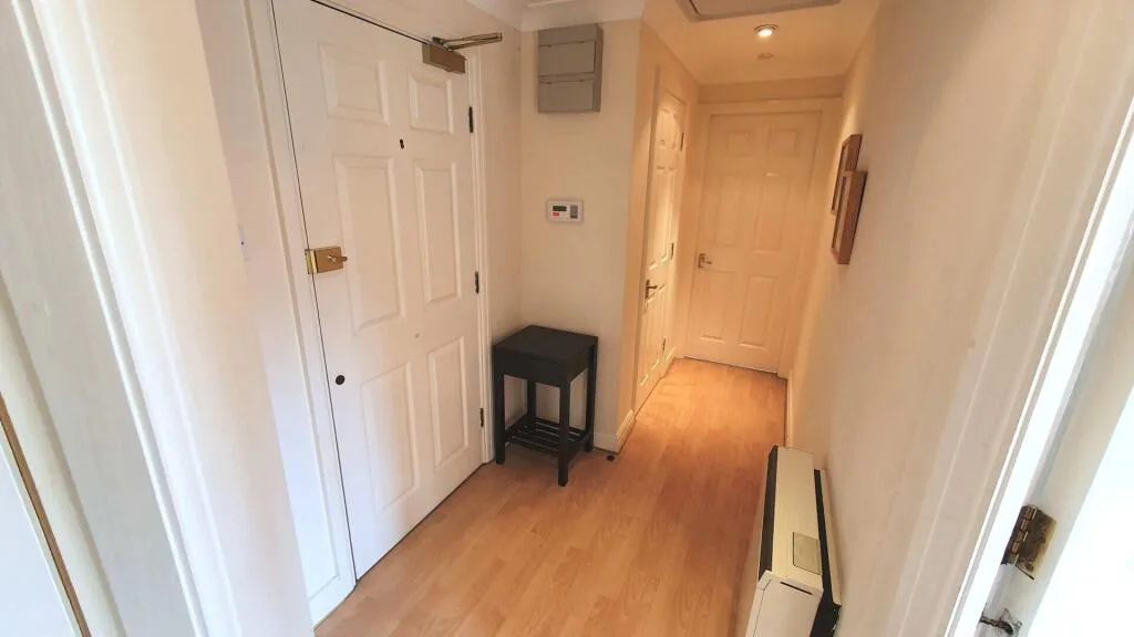 2 bedroom penthouse for rent