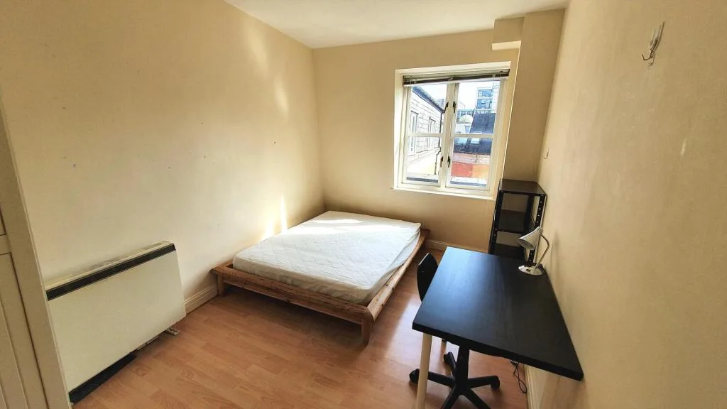 2 bedroom penthouse for rent
