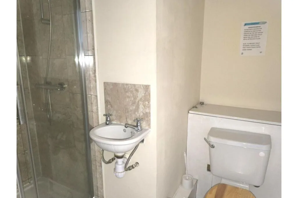 2 bedroom terraced house for rent