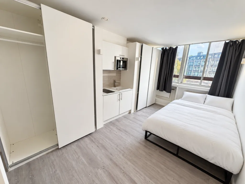 Studio flat for rent