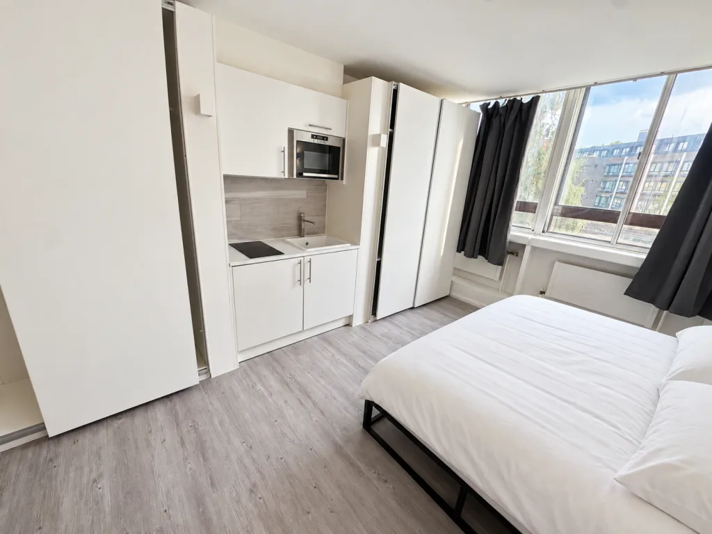 Studio flat for rent