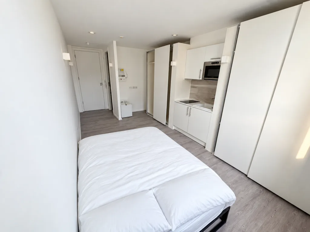 Studio flat for rent