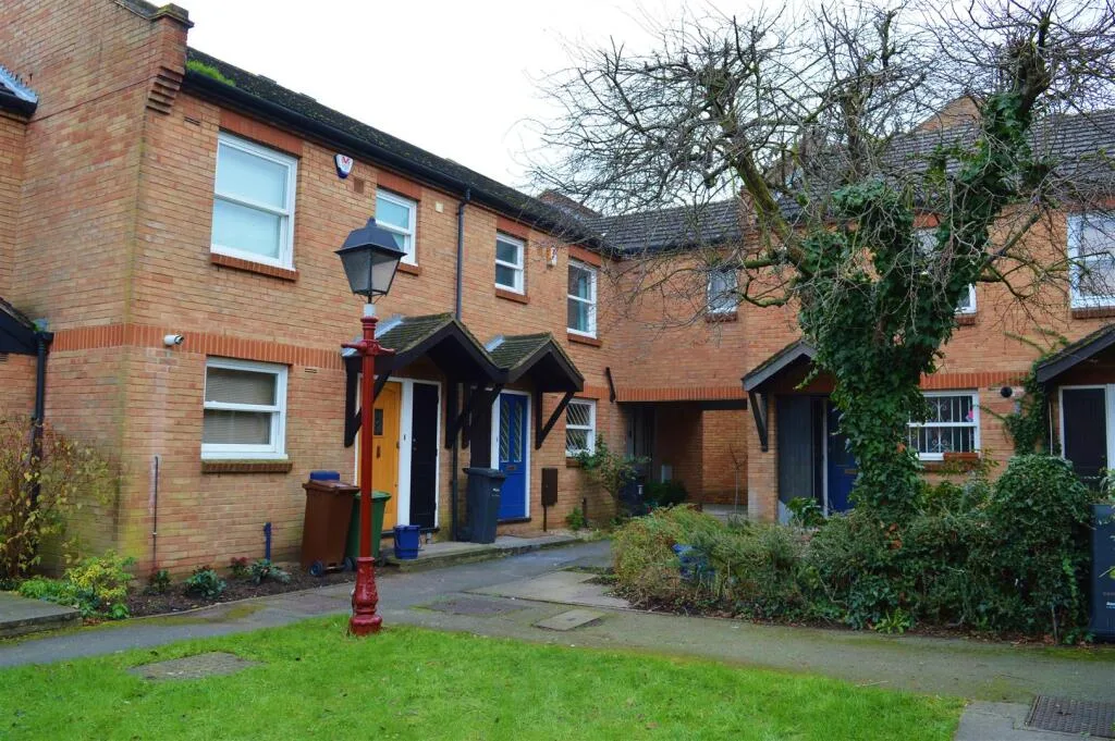 2 bedroom terraced house for rent