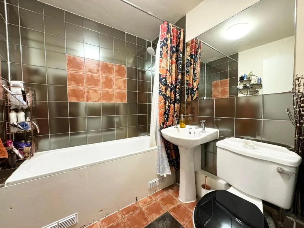 2 bedroom flat for rent