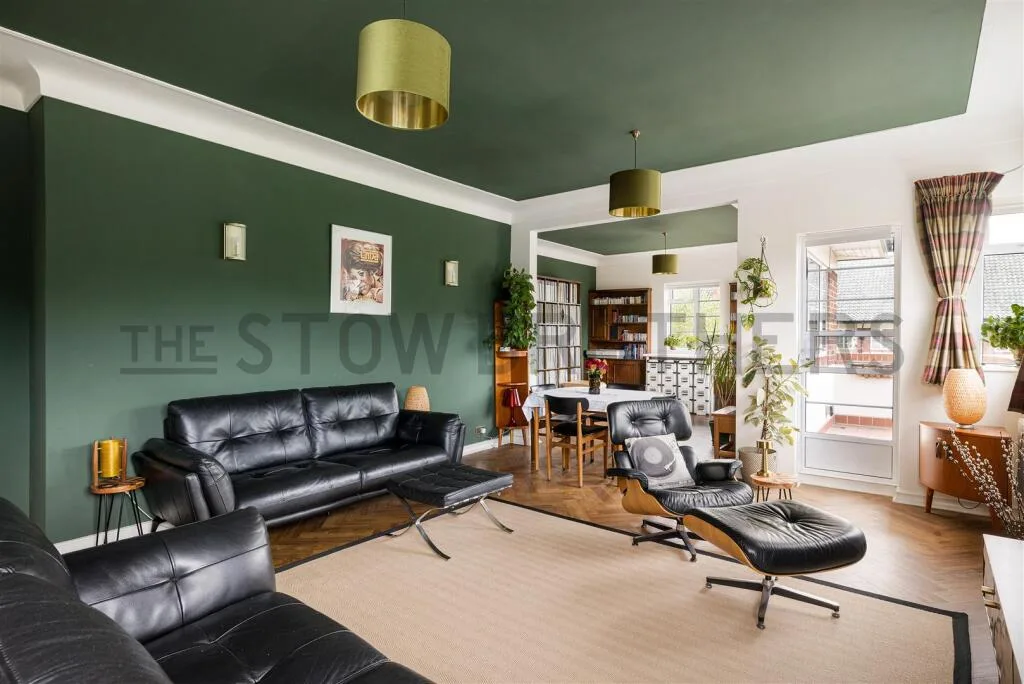 3 bedroom flat for rent