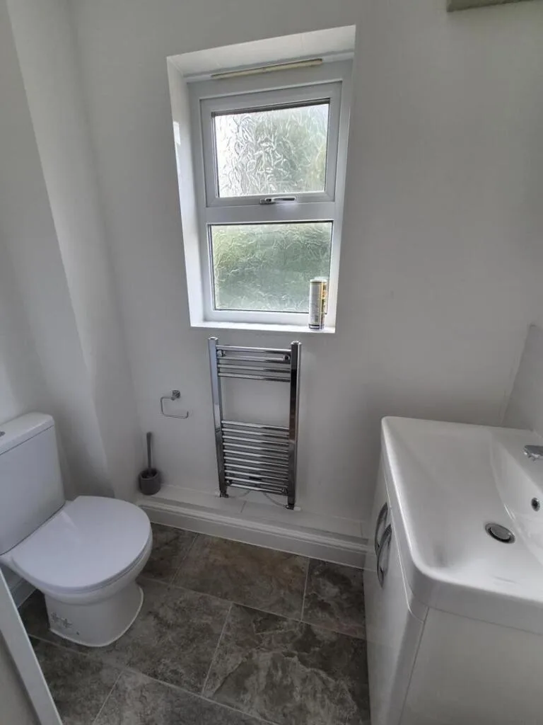 End of terrace house for rent