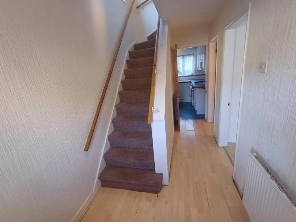 3 bedroom semi-detached house for rent