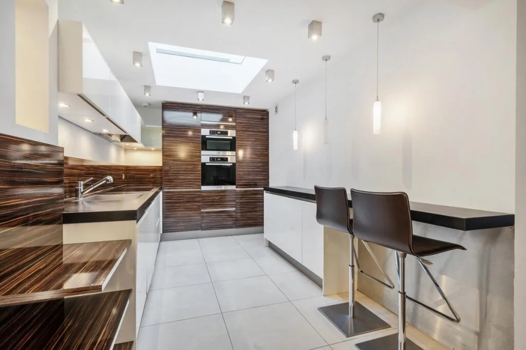 3 bedroom mews property for rent