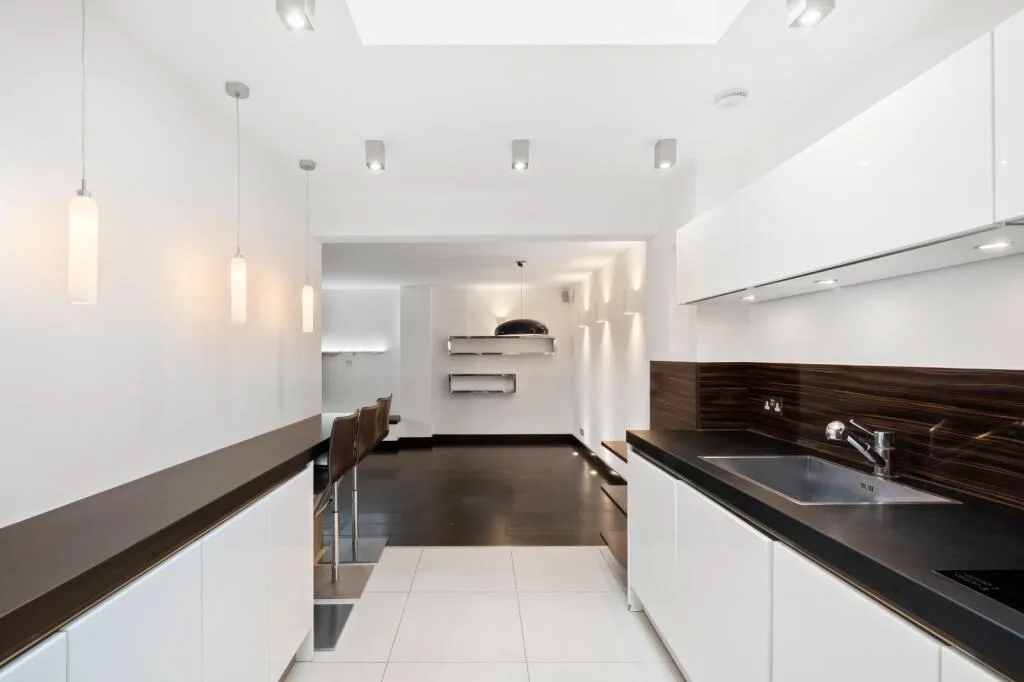 3 bedroom mews property for rent