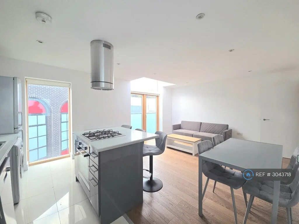 2 bedroom flat for rent