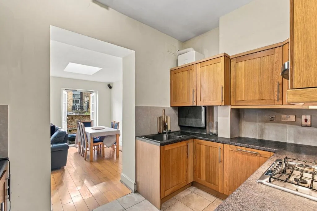 2 bedroom flat for rent