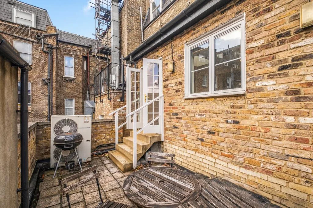 2 bedroom flat for rent
