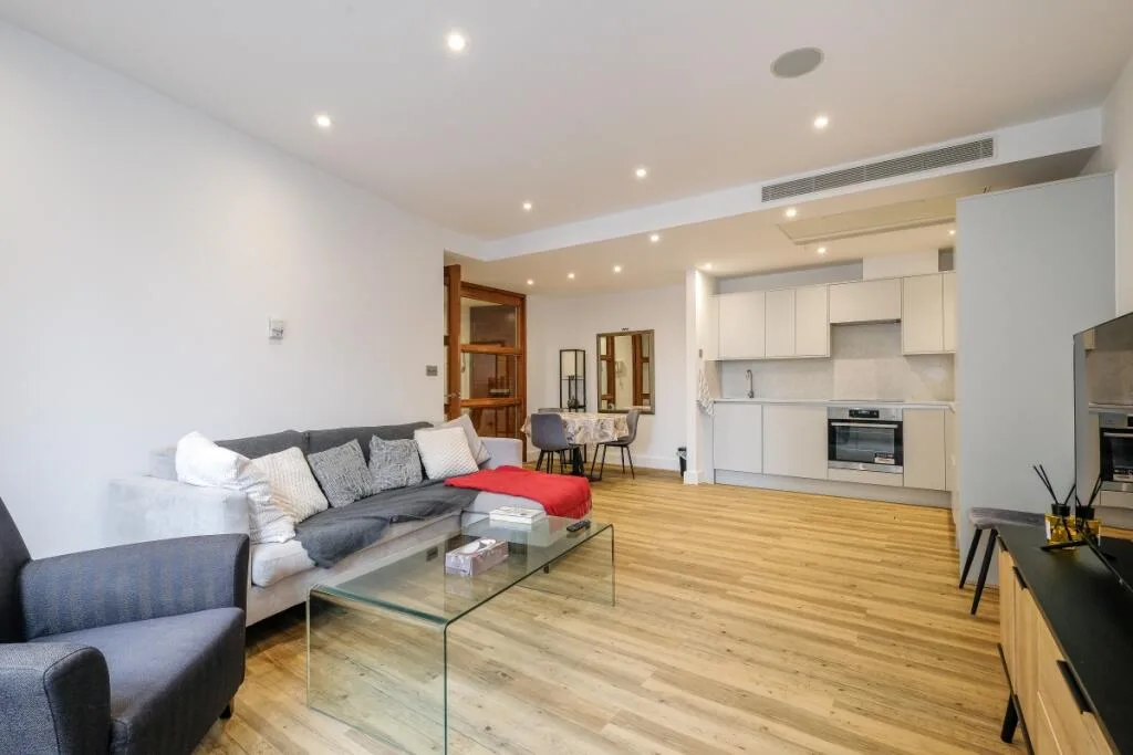 2 bedroom apartment for rent
