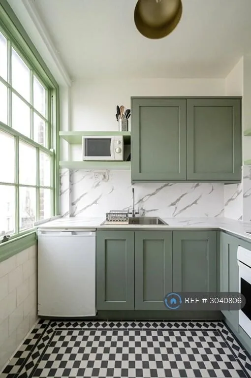 Studio flat for rent