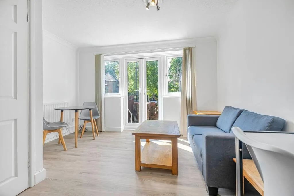 4 bedroom house for rent