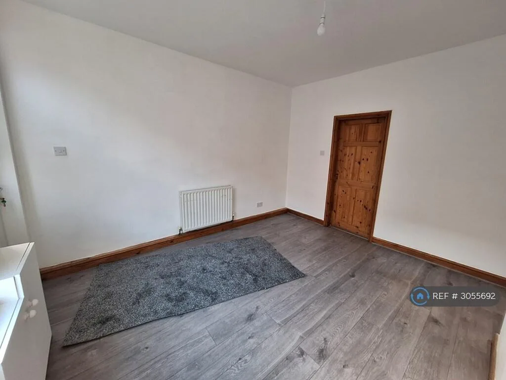 2 bedroom terraced house for rent