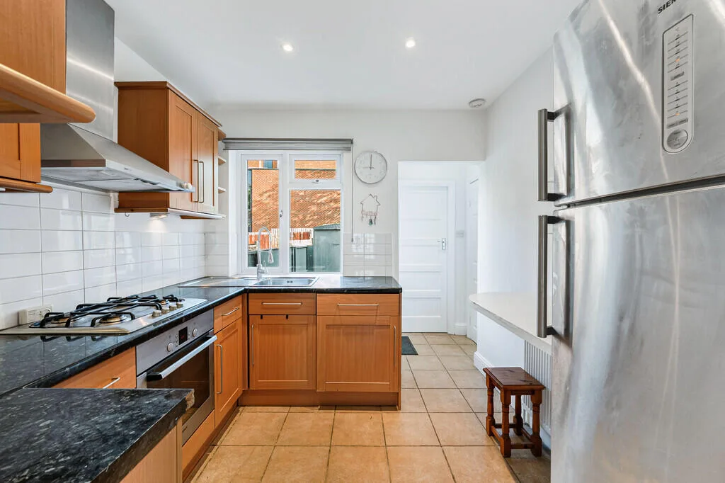 1 bedroom ground floor flat for rent