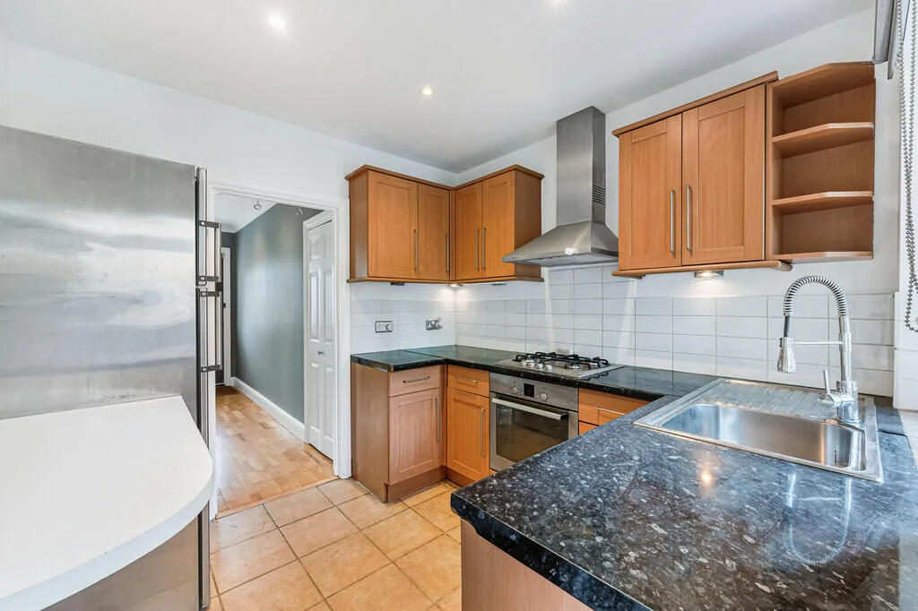 1 bedroom ground floor flat for rent