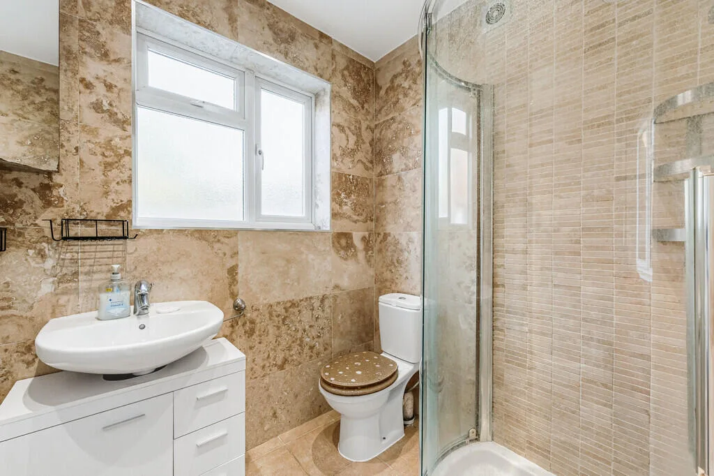 1 bedroom ground floor flat for rent