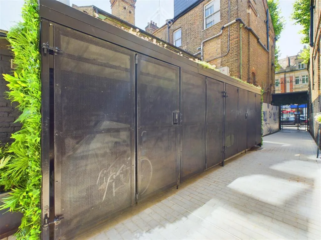 Studio apartment for rent