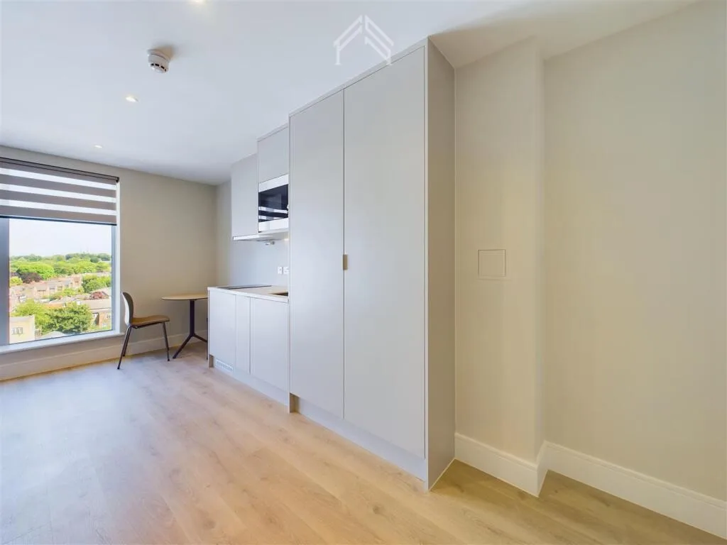 Studio apartment for rent