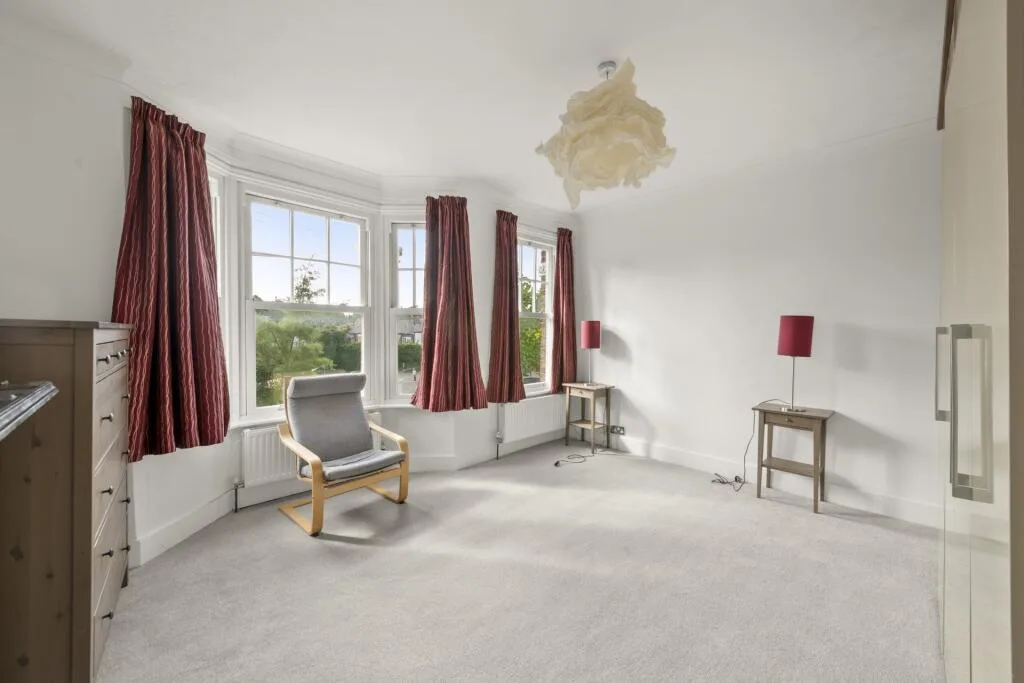 2 bedroom house for rent