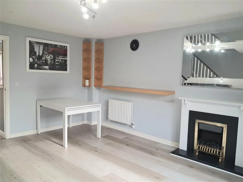 2 bedroom terraced house for rent