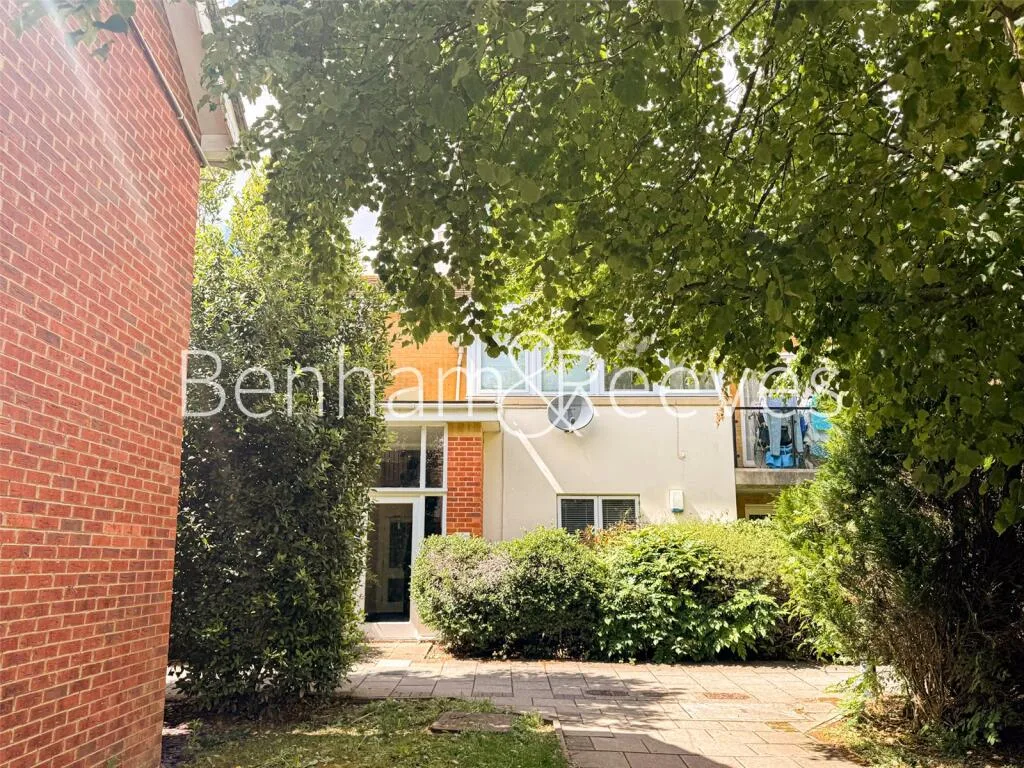 2 bedroom terraced house for rent