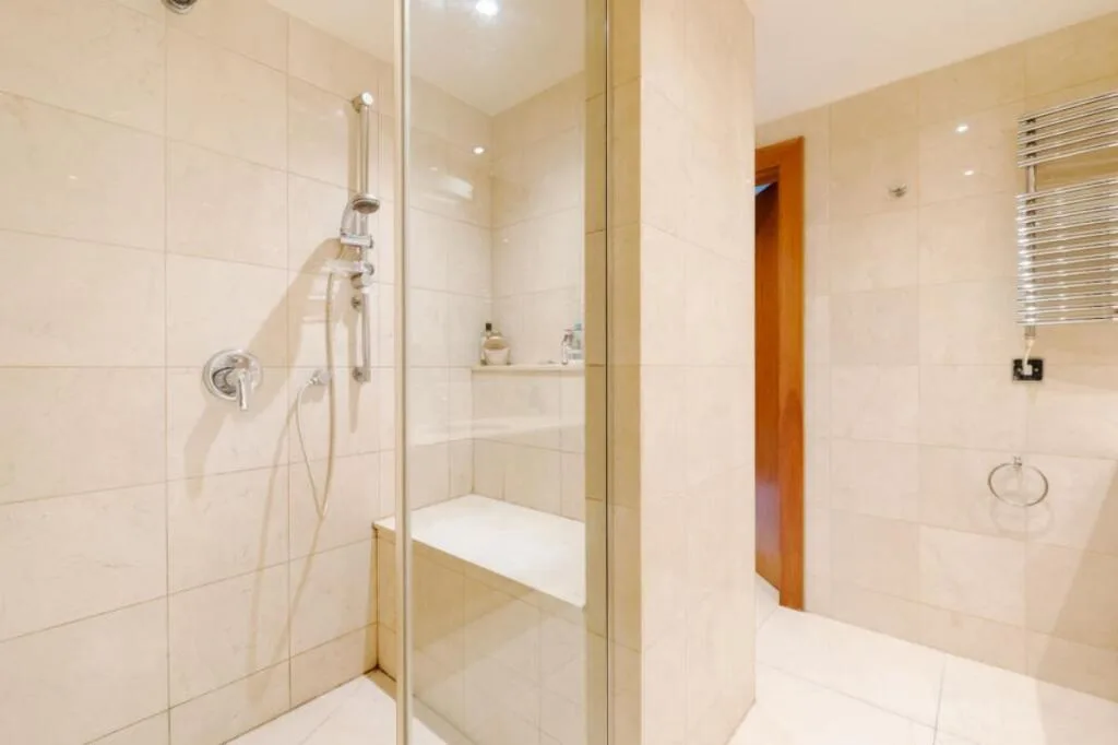 4 bedroom apartment for rent