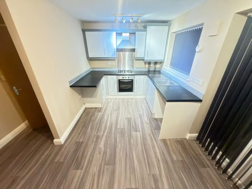 4 bedroom terraced house for rent