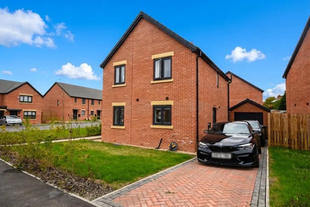 3 bedroom detached house for rent