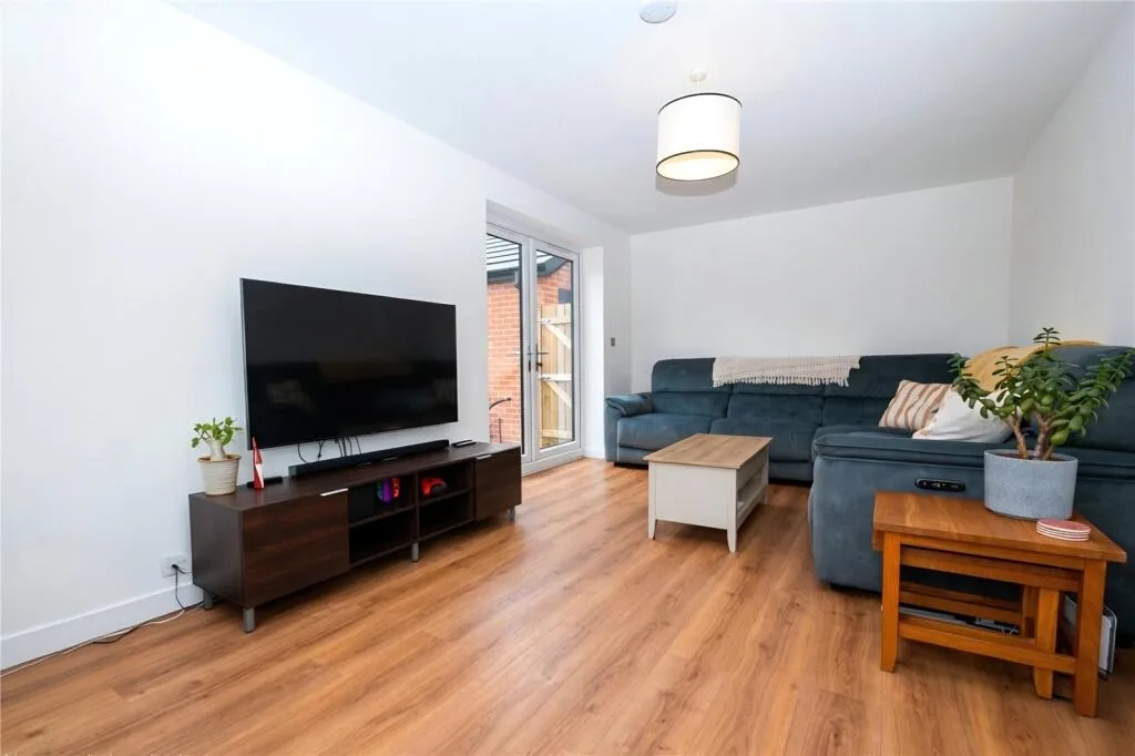 3 bedroom detached house for rent