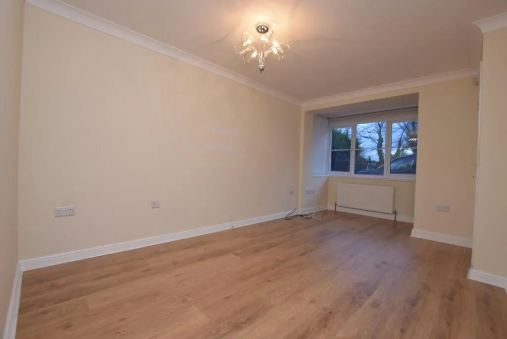2 bedroom semi-detached house for rent