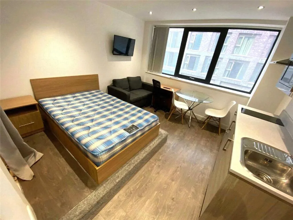 Studio apartment for rent